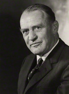 Air Marshall Sir Alfred Earle KBE CB